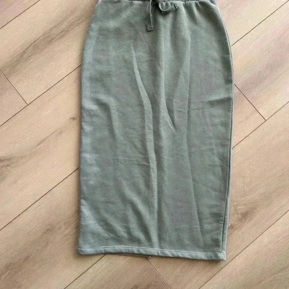 Brand New Zara Women's Fleece Drawstring Midi Skirt Green Size Medium - Picture 5 of 8